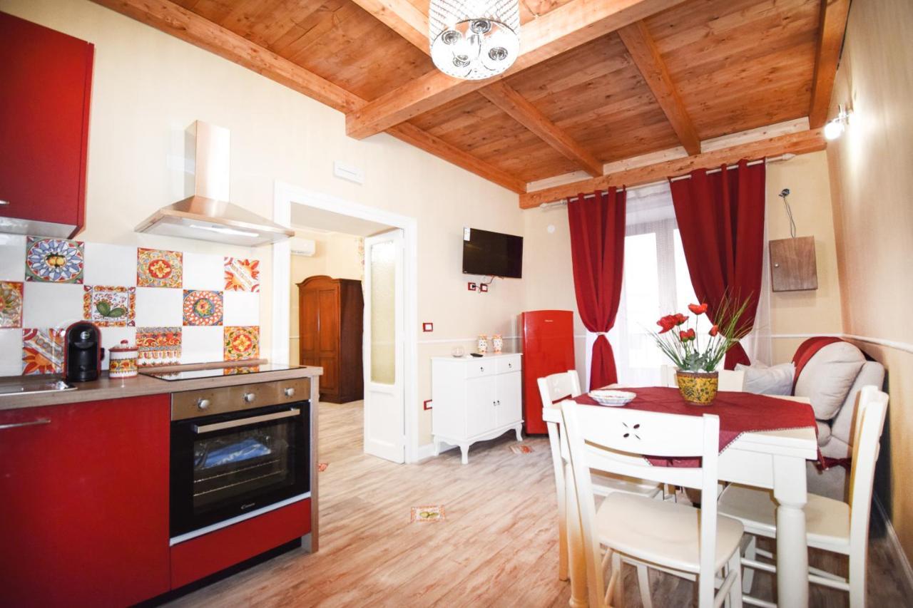 Luxury Apartment Via Genova 巴勒莫 外观 照片