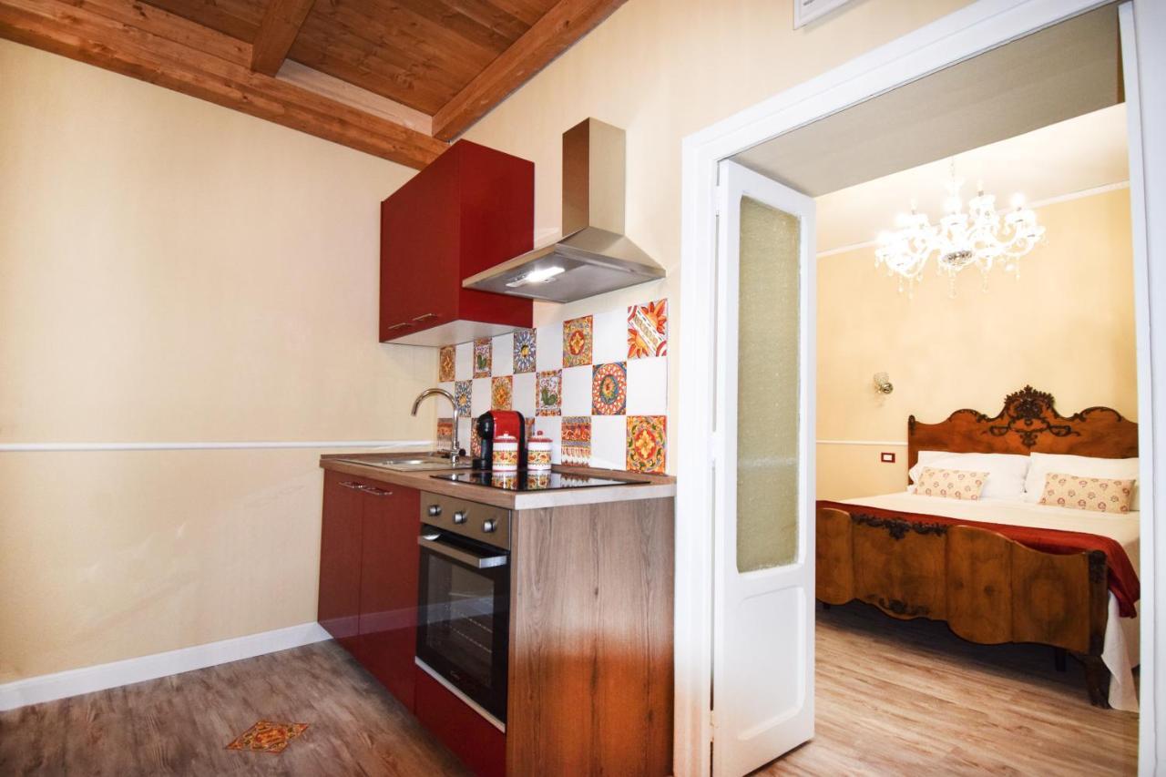 Luxury Apartment Via Genova 巴勒莫 外观 照片