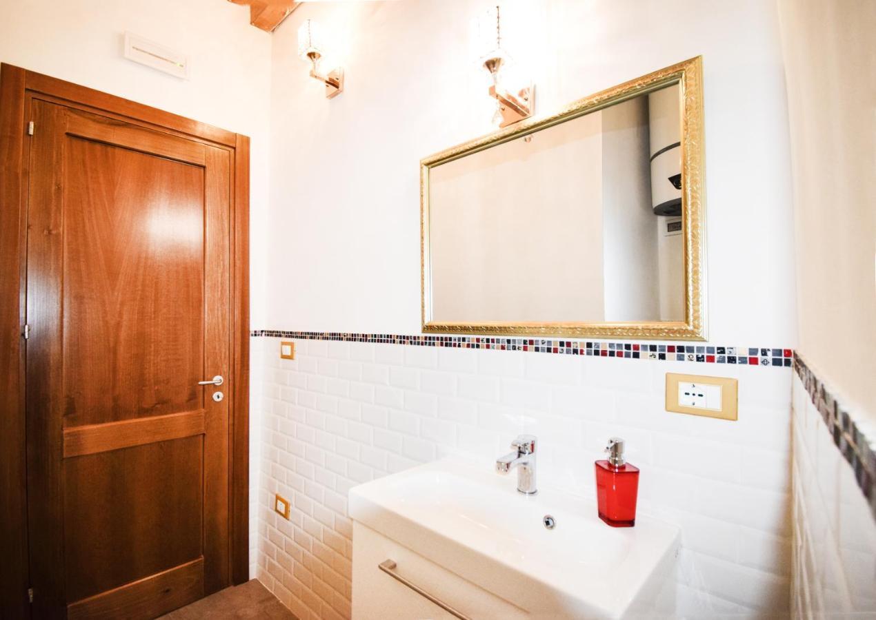 Luxury Apartment Via Genova 巴勒莫 外观 照片