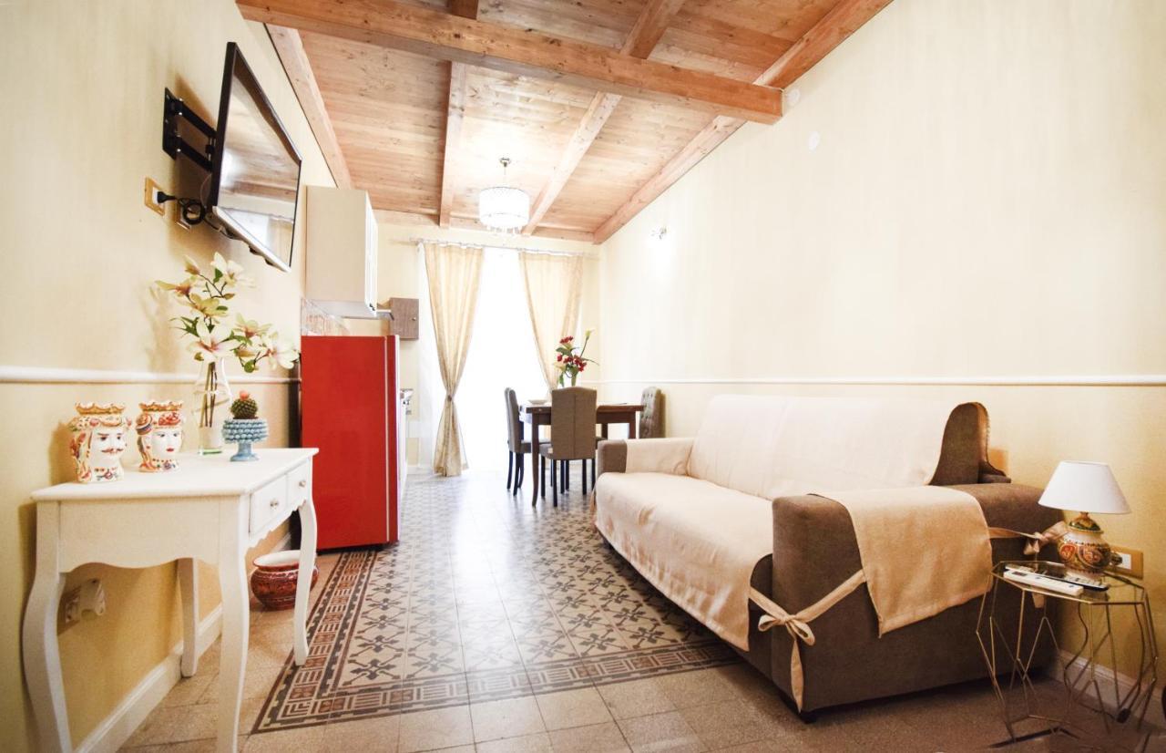 Luxury Apartment Via Genova 巴勒莫 外观 照片